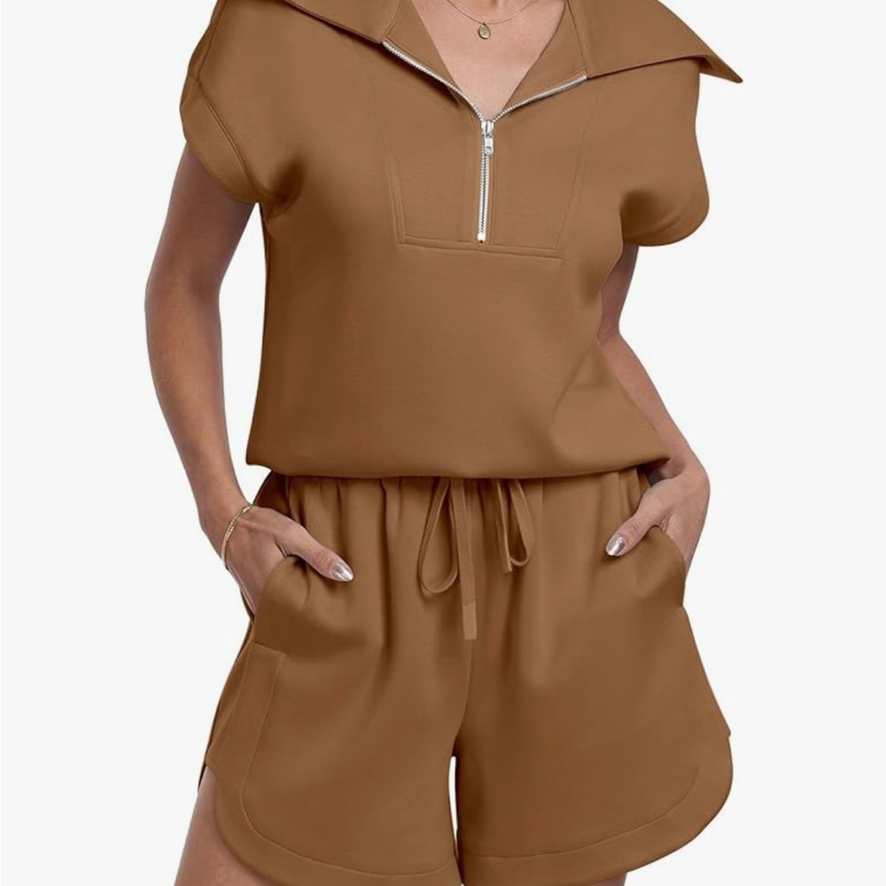 Amazon Brown Jumpsuit with Half-Zip Collar and Relaxed Fit